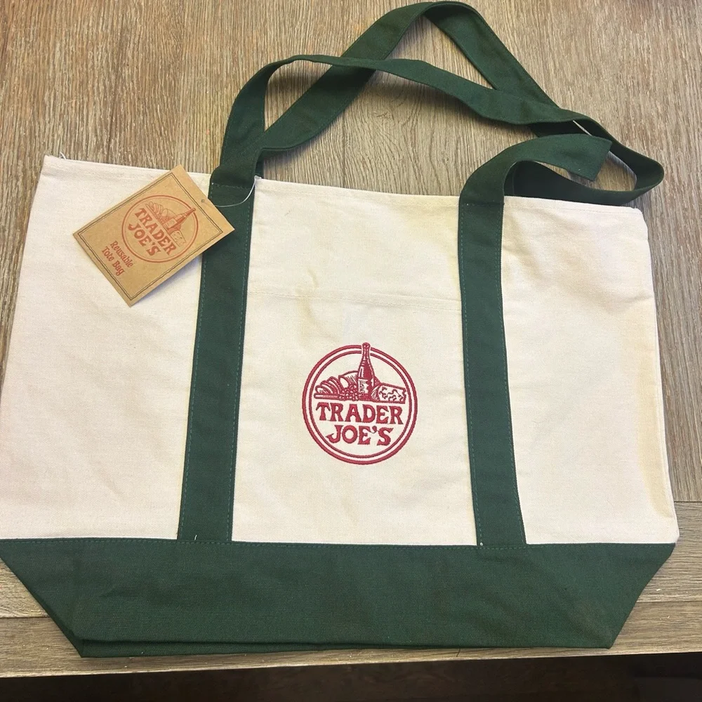Green and White Tote Bag - Picture 1 of 1